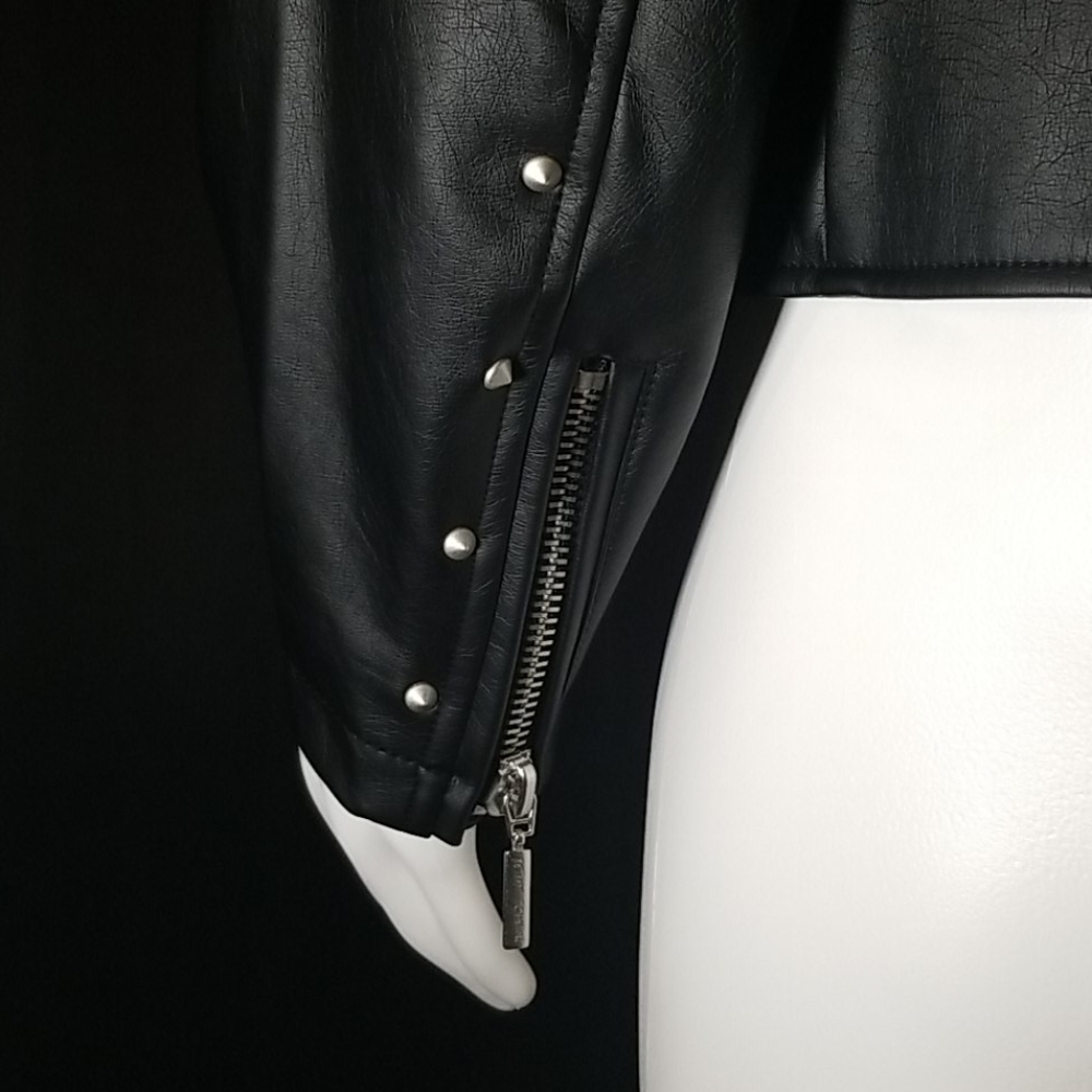 ๐HP๐Torrid Betsey Johnson Faux Leather Jacket - Picture 8 of 11
